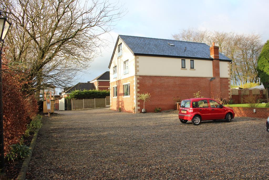 Fifty One And A Half Boutique B&B Clitheroe Eksteriør billede