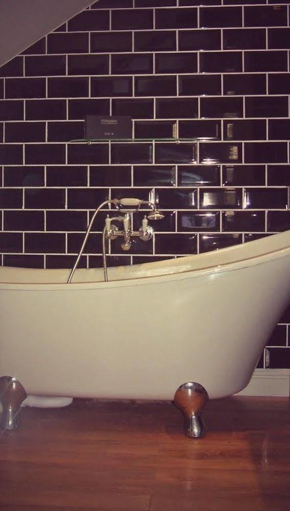 Fifty One And A Half Boutique B&B Clitheroe Eksteriør billede